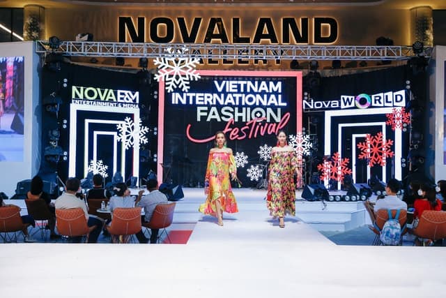 Mãn nhãn với Lễ hội thời trang quốc tế Việt nam VIFF tại Novaland Gallery - Ảnh 3.